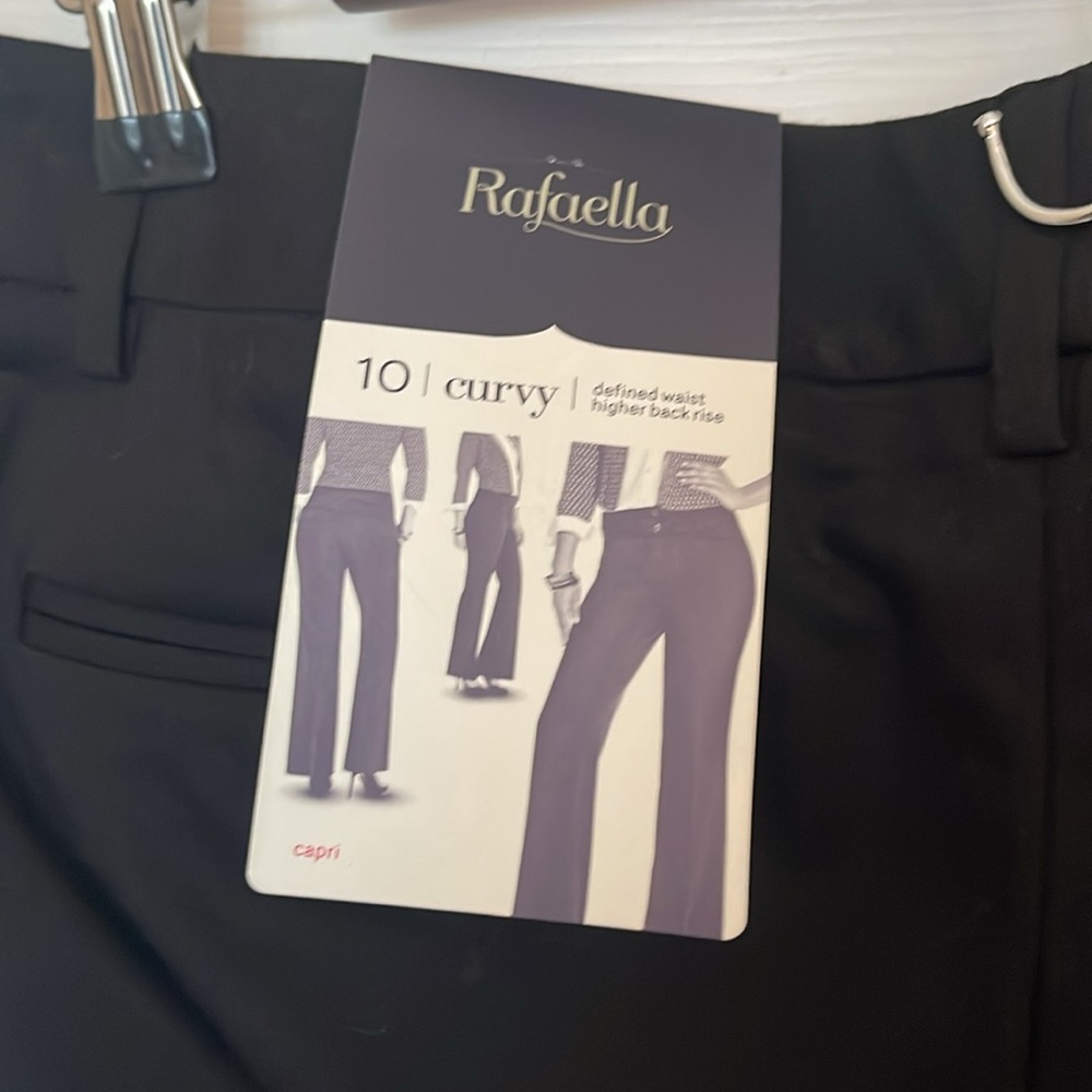 NWT black capri pants